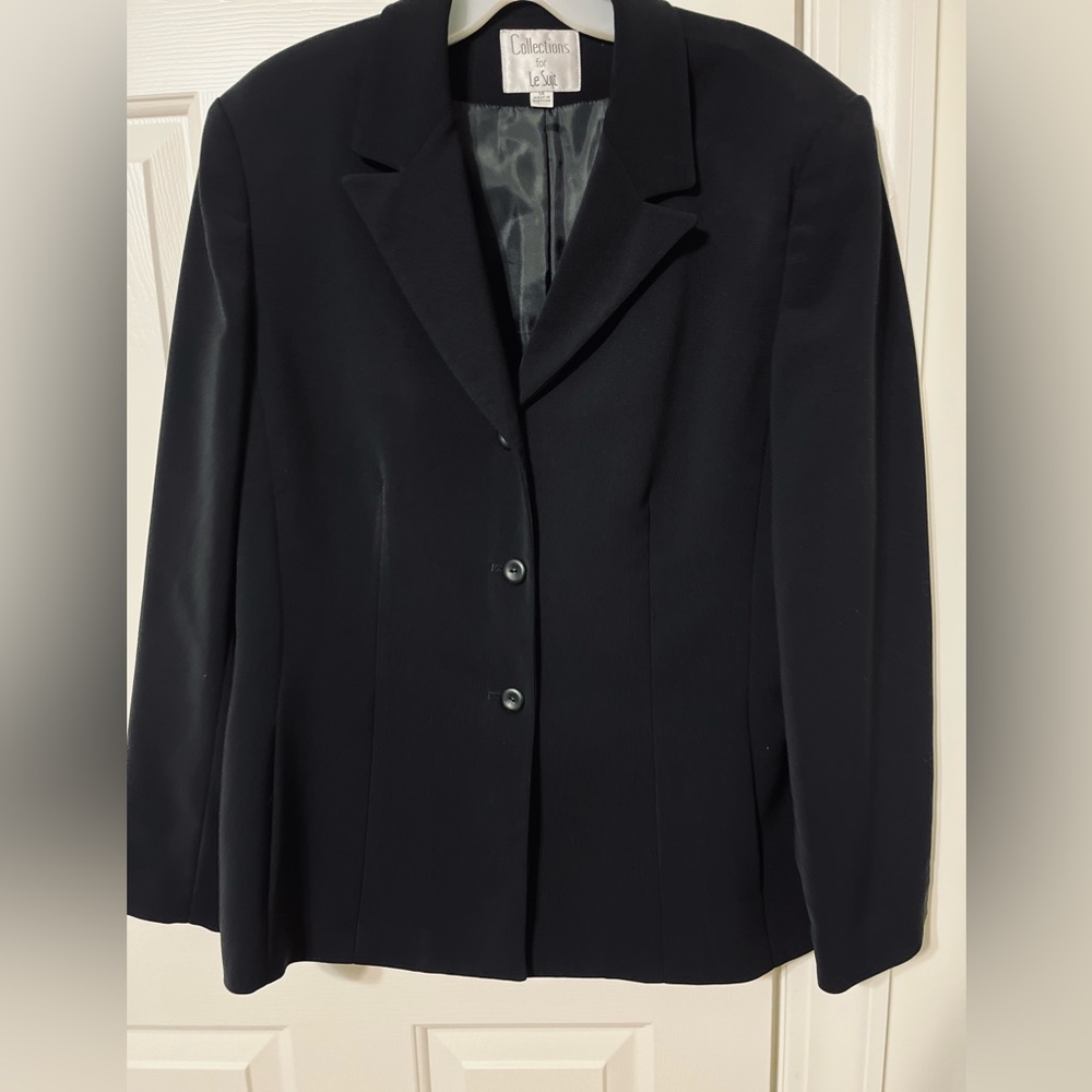 Collections for LeSuit Elegant Black Blazer Size 14